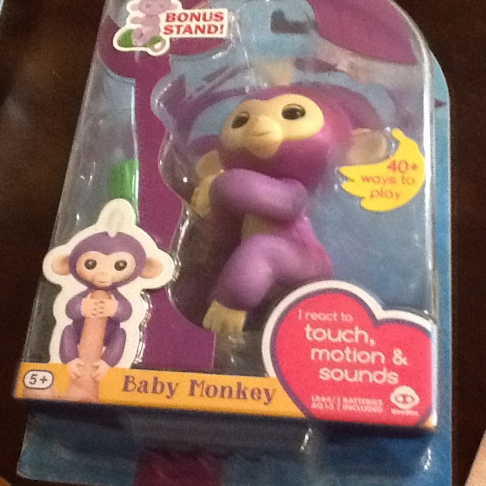 Fingerlings Baby Monkey. 5+ years NWOT